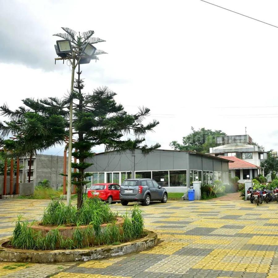 Hotel Complimentary Water Park Igatpuri Zewnętrze zdjęcie