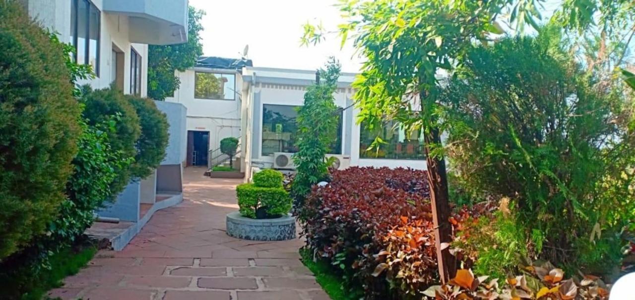 Hotel Complimentary Water Park Igatpuri Zewnętrze zdjęcie