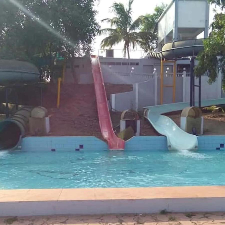 Hotel Complimentary Water Park Igatpuri Zewnętrze zdjęcie